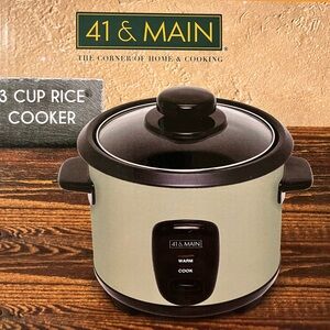 41ST & Main Black and Cream Rice Cooker New